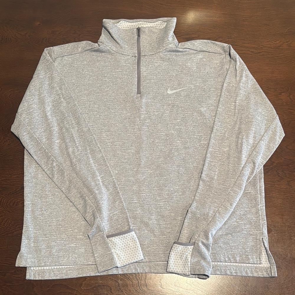 Nike Element Women’s 1/2 Zip Top